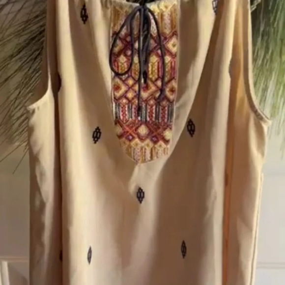 Esley Embroidered Tan Aztec Style Womens Sleeveless Top, Size Large - Picture 4 of 11